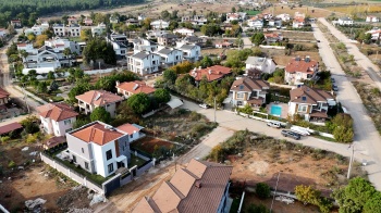 ANTALYA / DÖŞEMEALTI DÜZLERÇAMI 364 m² İMARLI SATILIK ARSA