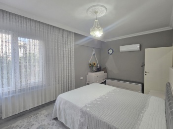 BAYIDIRDA PRESTİJLİ KONUM LÜKS VE KULLANIŞLI TASARIM, KATTA TEK ARAKAT DAİRE