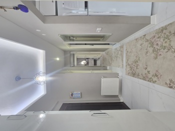 BAYIDIRDA PRESTİJLİ KONUM LÜKS VE KULLANIŞLI TASARIM, KATTA TEK ARAKAT DAİRE