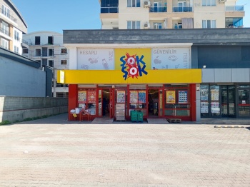 Beşkonaklılar'da Ana Cad. Üzeri Kurumsal Kiracılı 3 Katlı Dükkan