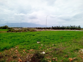 Döşemealtı Yeşilbayır’da 861 m² Köşe Konumlu, Çift Cepheli Villa İmarlı Arsa