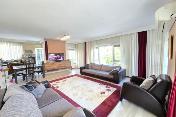 KONYAALTI ALTINKUMDA ASANSARLÜ DENİZE 250 METRE EŞYALI LÜX DAİRE