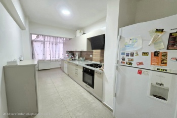 YILDIZ MAH.'DE ANA CADDE ÜZERİ ASANSÖRLÜ ARAKAT GENİŞ 3+1